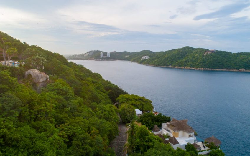 TERRENOS RESIDENCIALES CON VISTA AL MAR