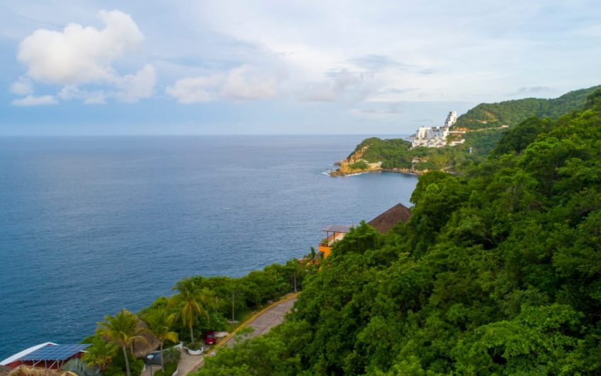 TERRENOS RESIDENCIALES CON VISTA AL MAR