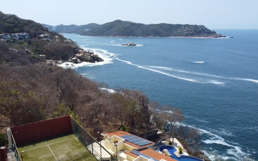 TERRENO CON VISTA AL MAR CARABELA 9