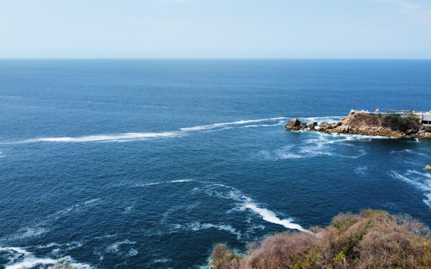 TERRENO CON VISTA AL MAR GALEÓN 76