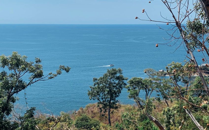 TERRENO CON VISTA AL MAR GALEÓN 76